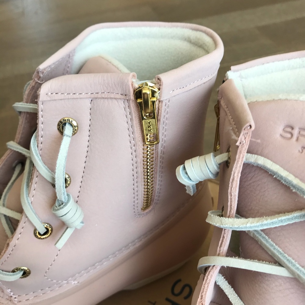 Sperry Women’s Duck Boot - Picture 4 of 5